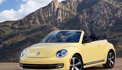 Volkswagen Maggiolino Cabrio in promozione al prezzo di 22.800 euro