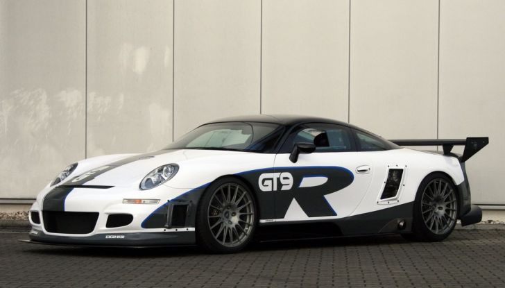 Le 15 auto più veloci al mondo: tutti in fila dietro alla Koenigsegg One:1 - Foto 6 di 15