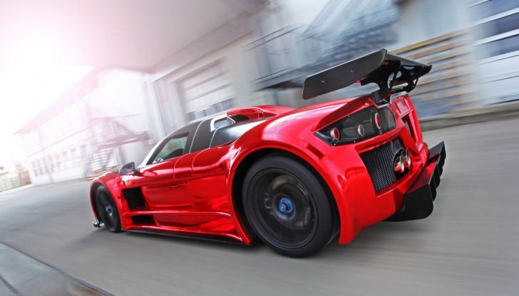 Le 15 auto più veloci al mondo: tutti in fila dietro alla Koenigsegg One:1 - Foto 11 di 15