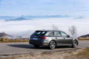 Audi-A4-e-A4-Avant-test-drive-treviso-5_restyling