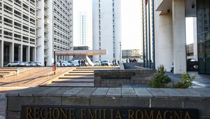 76 veicoli elettrici Renault alla Regione Emilia Romagna - Foto 11 di 23