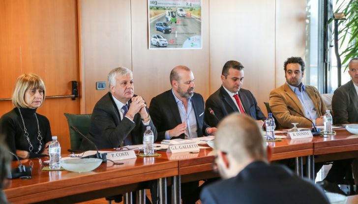 76 veicoli elettrici Renault alla Regione Emilia Romagna - Foto 14 di 23