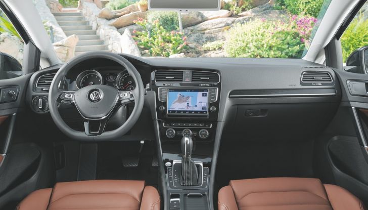 Volkswagen Golf: a Ginevra con il lifting - Foto 8 di 10