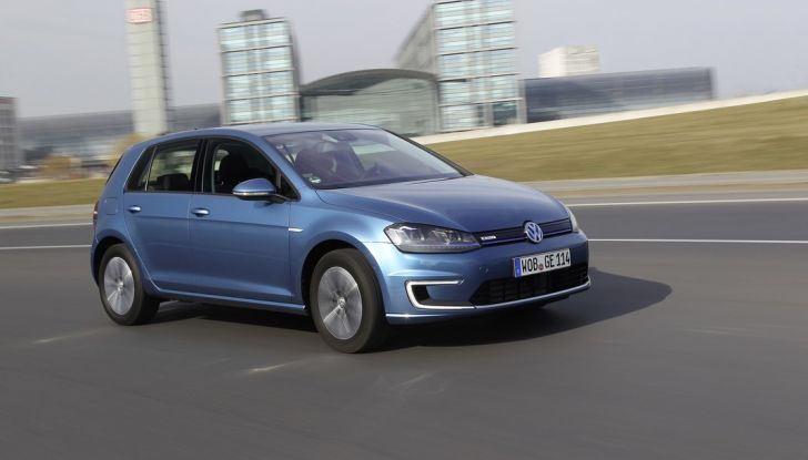 Volkswagen Golf: a Ginevra con il lifting - Foto 1 di 10