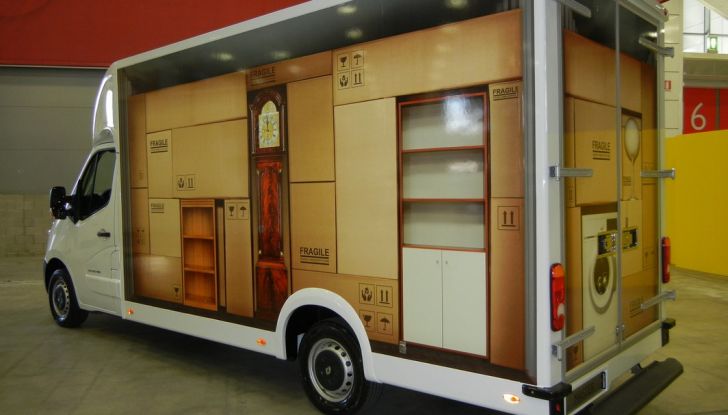 Renault lancia il Business Booster Tour 2016 - Foto 21 di 27