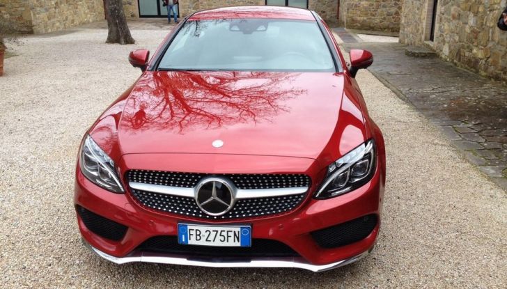 Mercedes Classe C Coupé, prova su strada e caratteristiche tecniche - Foto 8 di 10