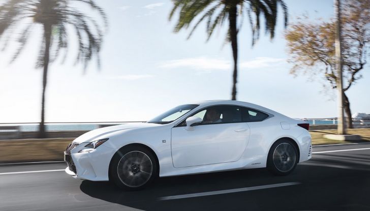 Lexus RC Hybrid pronta al lancio - Foto 6 di 12