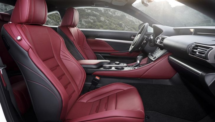 Lexus RC Hybrid pronta al lancio - Foto 10 di 12