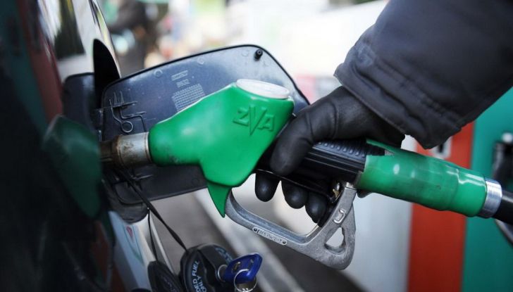 Scheda carburante: ecco come funziona! - Foto 1 di 10