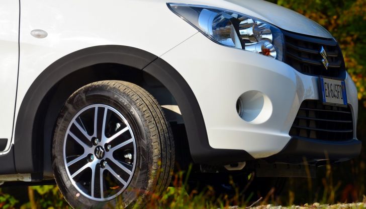Suzuki Celerio: una compatta spaziosa - Foto 2 di 6