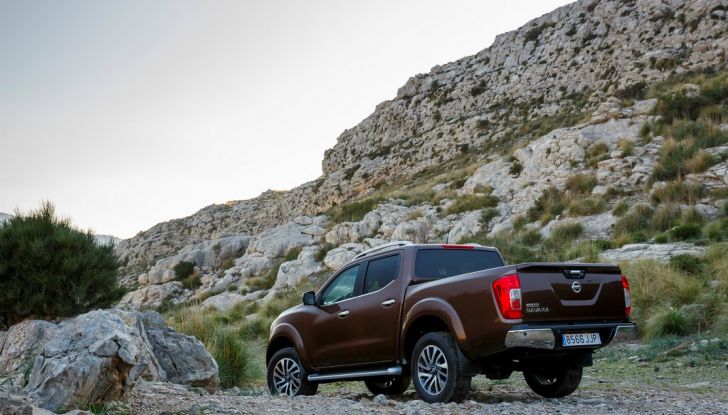 Nissan Navara: in vendita il Pick-Up Of The Year 2016 - Foto 13 di 18