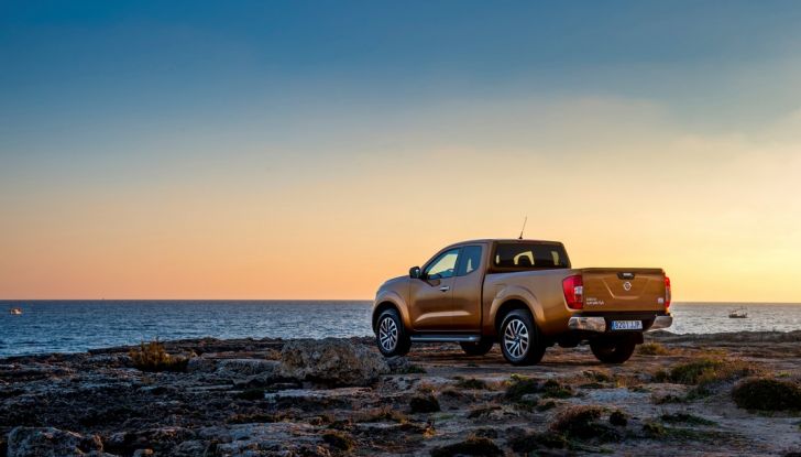 Nissan Navara: in vendita il Pick-Up Of The Year 2016 - Foto 6 di 18