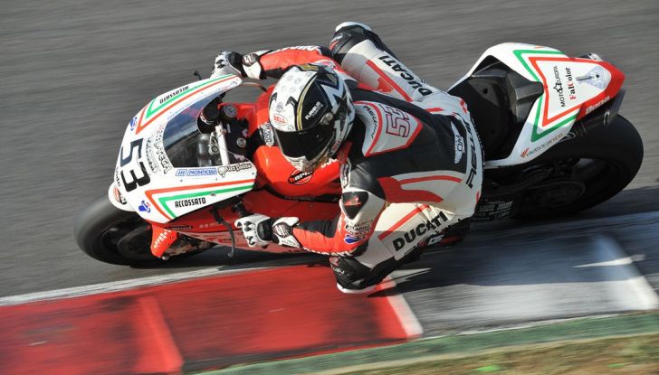 Tourist Trophy 2016: Alex Polita partecipa con la BMW S1000R - Foto 1 di 10