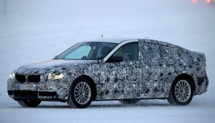 BMW Serie 5 e Serie 5 GT spiate durante i test invernali (4)