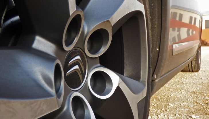 Citroën C5 Cross Tourer: Prova su strada, caratteristiche e prezzi - Foto 5 di 11