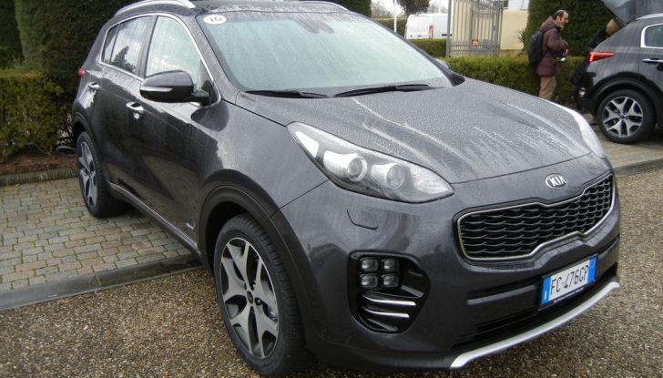 Nuovo Kia Sportage 2016: test drive, caratteristiche, prestazioni e prezzo - Foto 12 di 14