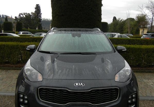 Nuovo Kia Sportage 2016: test drive, caratteristiche, prestazioni e prezzo - Foto 13 di 14