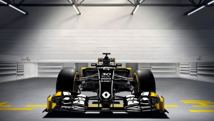 Infiniti partner tecnico del team Renault Sport nella stagione 2016 di Formula1 - Foto 4 di 10
