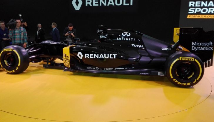 Infiniti partner tecnico del team Renault Sport nella stagione 2016 di Formula1 - Foto 8 di 10