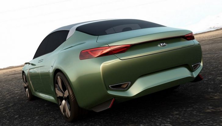 Kia CK, la berlina sportiva rivale di Audi A4, BMW Serie 3 e Mercedes Classe C - Foto 5 di 12