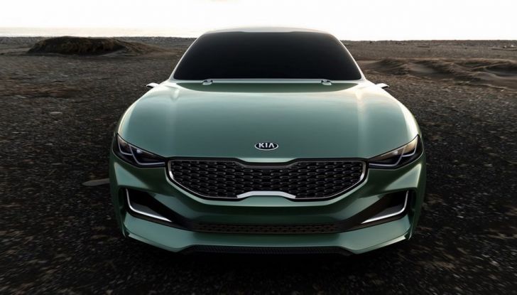 Kia CK, la berlina sportiva rivale di Audi A4, BMW Serie 3 e Mercedes Classe C - Foto 11 di 12