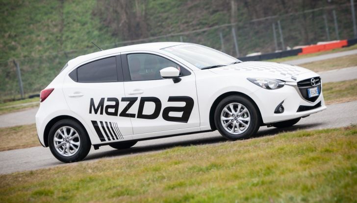 Mazda 2: la piccola ammiraglia che non rinuncia a nulla - Foto 24 di 32
