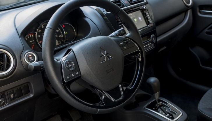 Mitsubishi Space Star: prova su strada, informazioni e prezzi - Foto 3 di 10