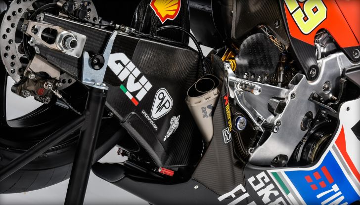 MotoGP 2016: Iannone e Dovizioso puntano alla vittoria in Qatar - Foto 9 di 23