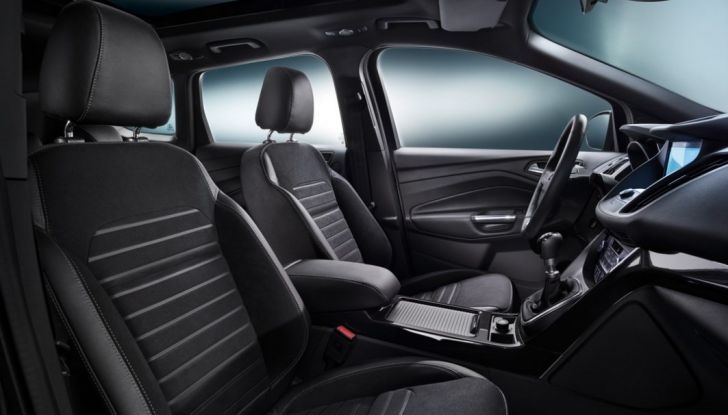 Nuova Ford Kuga, interno anteriore.
