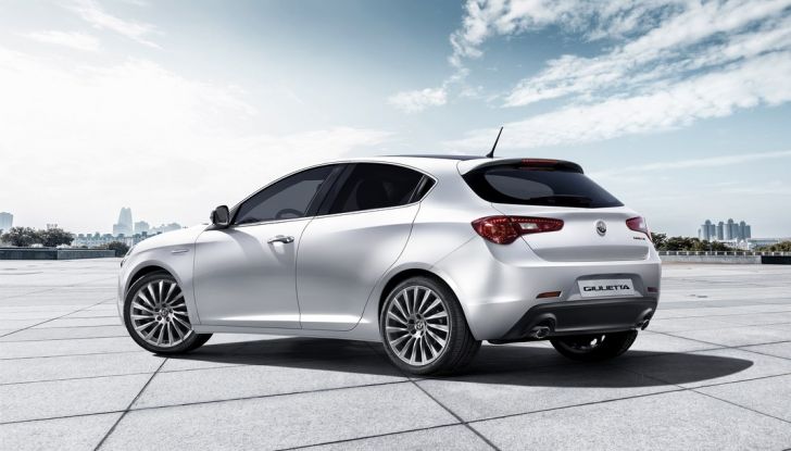 Nuova Alfa Romeo Giuletta prova su strada