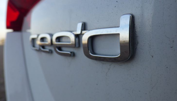 Nuova Kia Cee’d GT Line: prova su strada, opinioni e prezzi - Foto 3 di 15