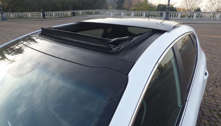 Nuova Kia Cee’d GT Line: prova su strada, opinioni e prezzi - Foto 11 di 15