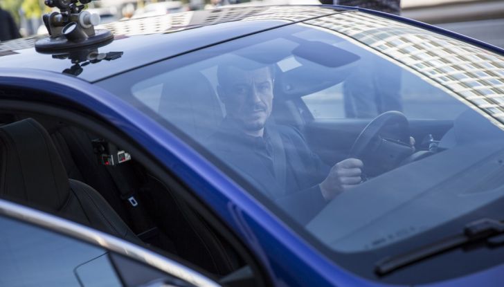 Peugeot presenta Best Technology Experience: video a realtà virtuale per i  test drive - Foto 6 di 10