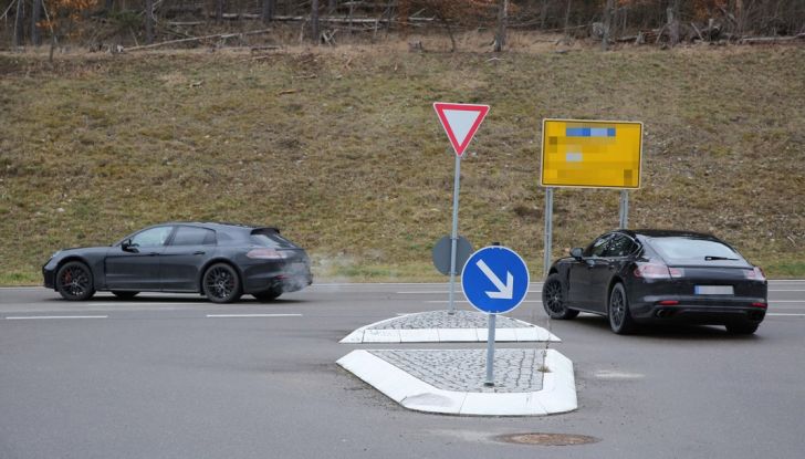 Porsche Panamera Shooting Brake prime immagini spia della nuova station wagon - Foto 17 di 25