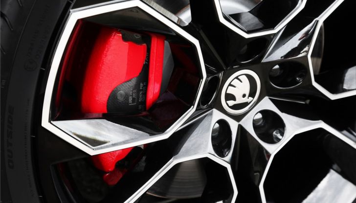 Skoda Octavia Wagon RS 4×4 - Foto 8 di 10