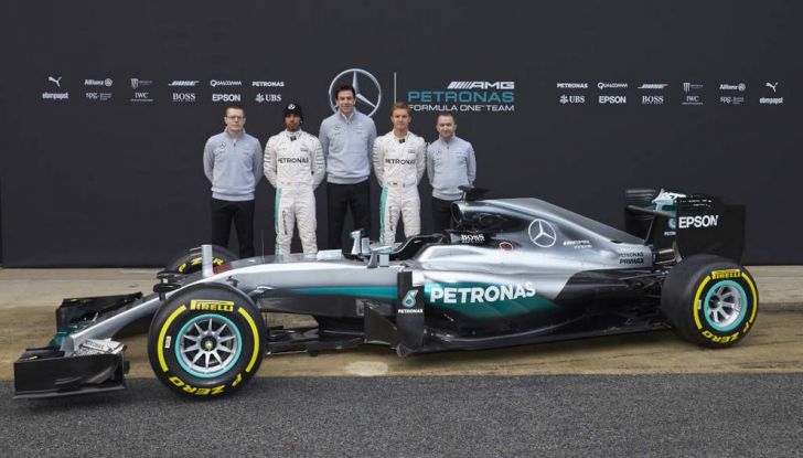 F1 2016: arriva la nuova Mercedes W07 ed è sfida con la Ferrari a Montmelò - Foto 11 di 13