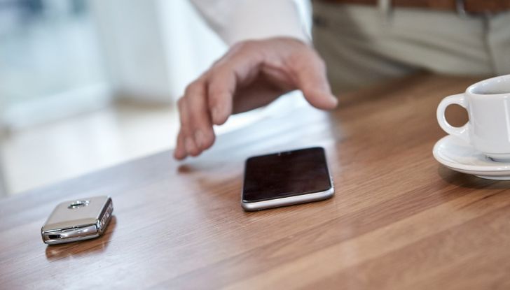 Volvo Cars sarà il primo marchio a commercializzare auto senza chiave - Foto 9 di 10