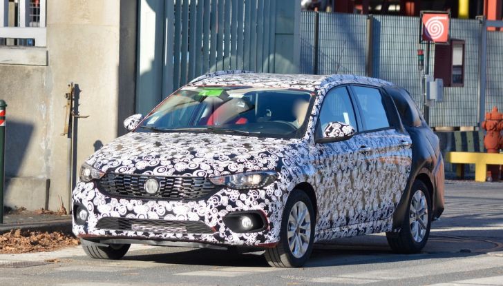 Fiat tipo sw foto spia frontale laterale.
