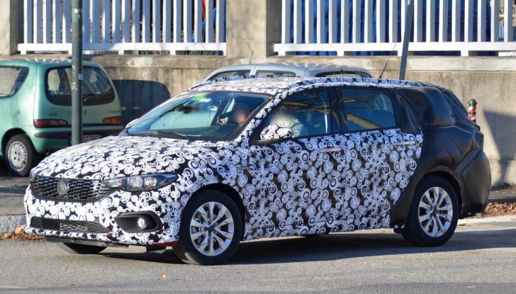 Fiat tipo sw foto spia.