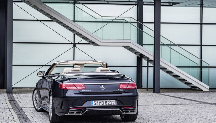 Mercedes-AMG S 65 cabrio al Salone di Ginevra 2016 - Foto 13 di 15