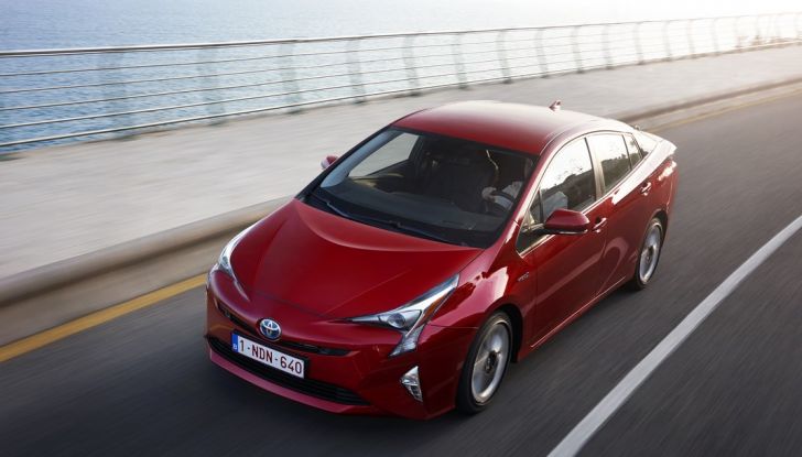 Nuova Toyota Prius, prova su strada della quarta generazione - Foto 24 di 48