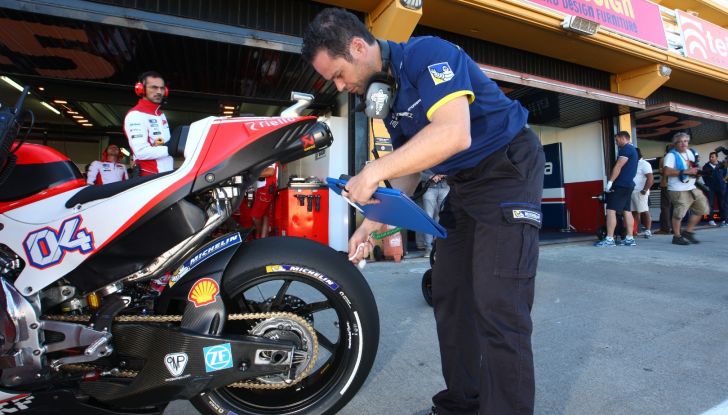 Ducati Desmosedici GP: Tutte le foto in HD del Ducati Team 2016 - Foto 20 di 24