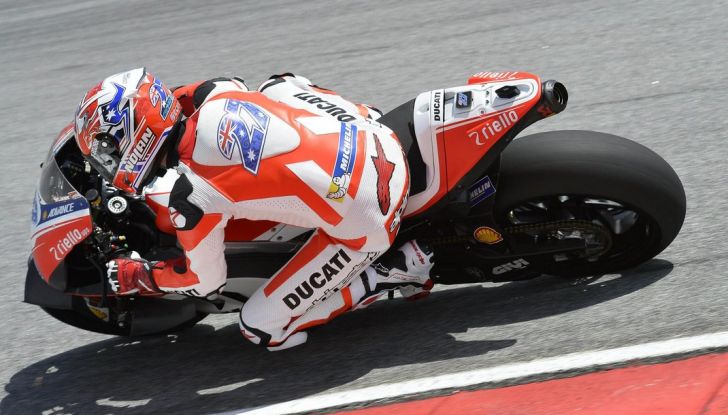 Ducati e Casey Stoner, perché sono saltati i test in Qatar? - Foto 5 di 8