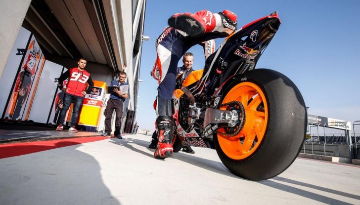 Michelin: ecco come riconoscere gli pneumatici della MotoGP 2016 - Foto 7 di 9