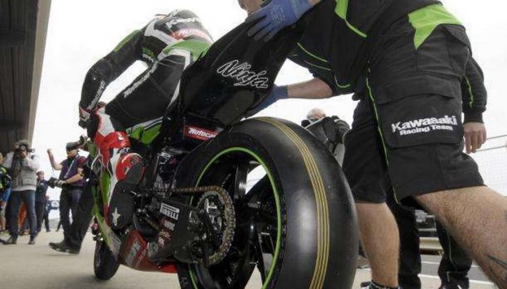 World Superbike: ad Aragón Pirelli presenta il nuovo diablo rosso III - Foto 2 di 8