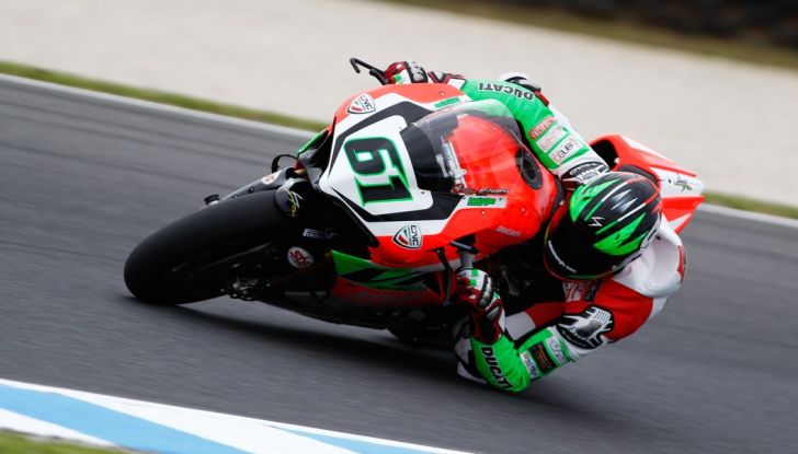 Superbike: rientro posticipato per Fabio Menghi - Foto 1 di 4