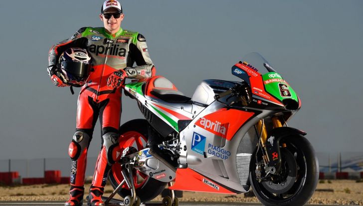La presentazione ufficiale dell’Aprilia RS-GP della MotoGP 2016 - Foto 19 di 20