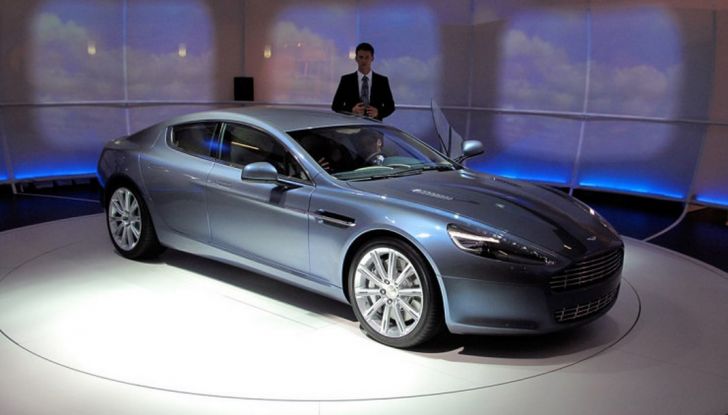 Aston Martin: James Bond guiderà un’auto elettrica - Foto 3 di 6