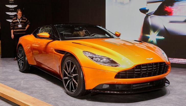 Aston Martin DB11 al Salone di Ginevra - Foto 1 di 30