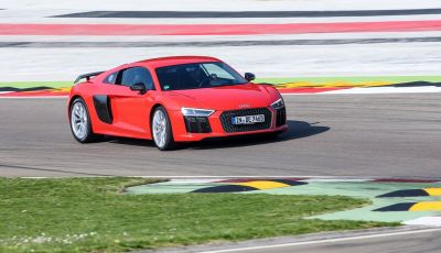 Audi R8 Plus 2016, la prova ad Imola: Il V10 da 610CV